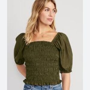 NWOT Puff Sleeve Top